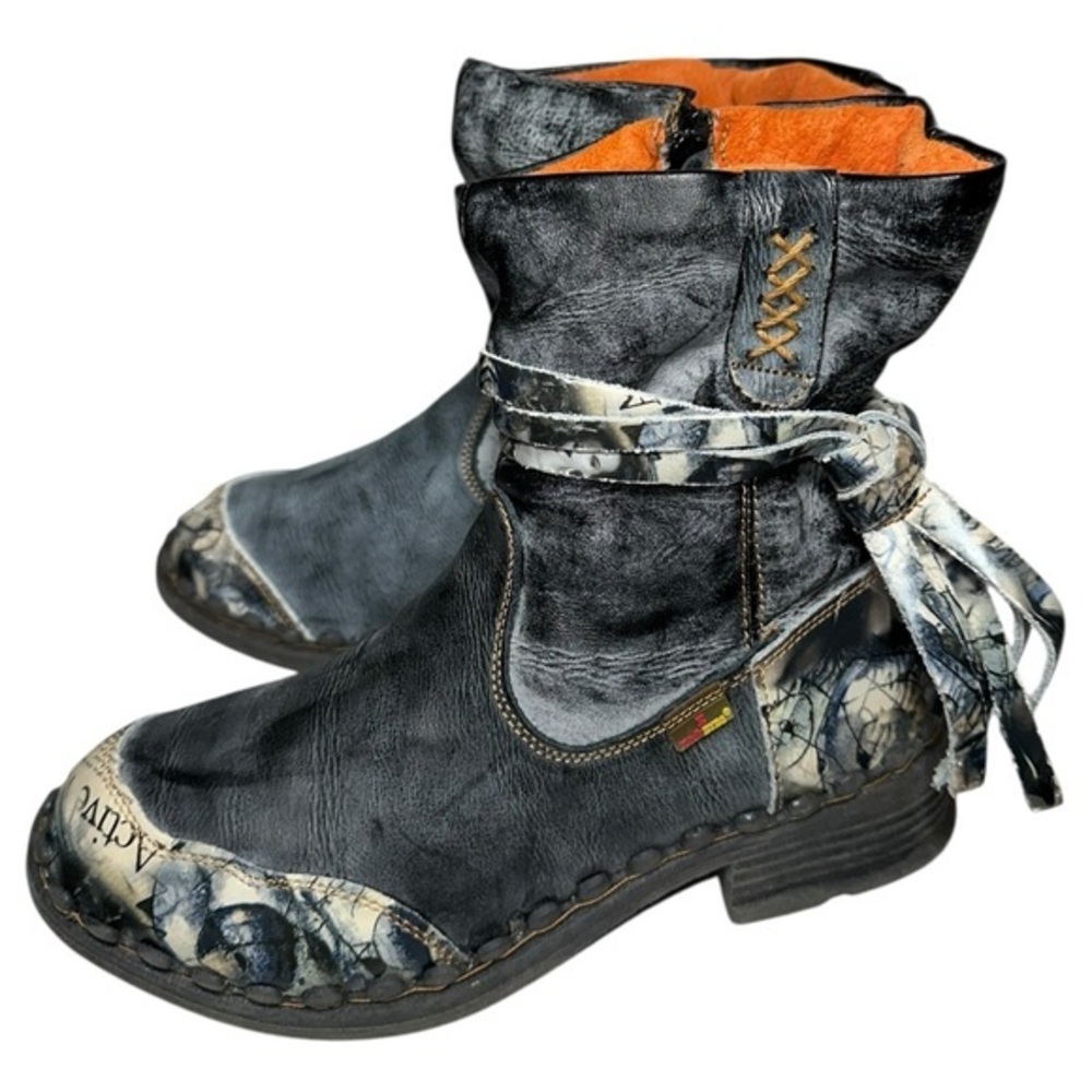 TMA Eyes Women’s Size 8 Charcoal Gray Faux Fur Lined Tie Ankle Artsy Ankle Boots